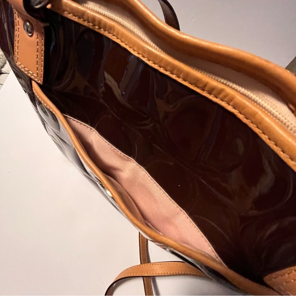 🎉Host Pick🎉 Coach Peyton Tote - Picture 7 of 11